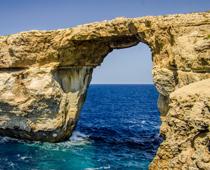 Coasts-Q8-Arch-s.jpg