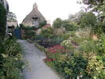 Hidcote-B.jpg