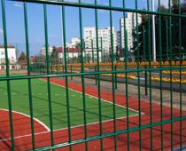 Play-track-B.jpg