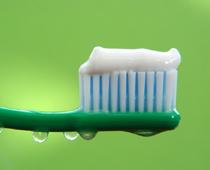 Powder-toothpaste-B.jpg